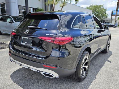 2025 Mercedes-Benz GLC 350e Base