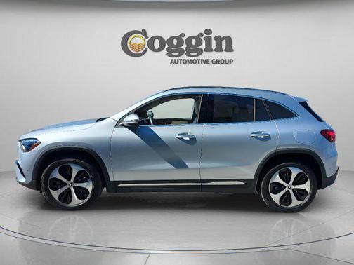 2026 Mercedes-Benz GLA 250 Base