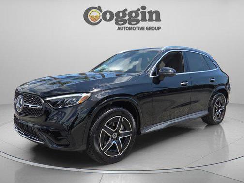 Black 2026 Mercedes-Benz GLC 300 Base