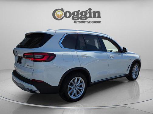 2022 BMW X5 PHEV xDrive45e