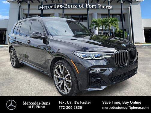 2022 BMW X7 M50i