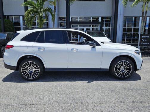 2025 Mercedes-Benz GLC 300 Base