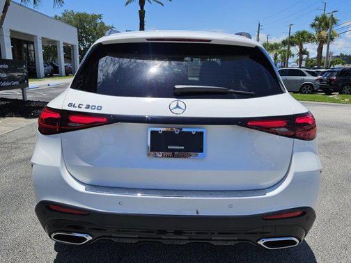 2025 Mercedes-Benz GLC 300 Base