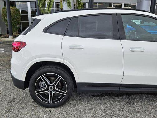 2025 Mercedes-Benz GLA 250 Base