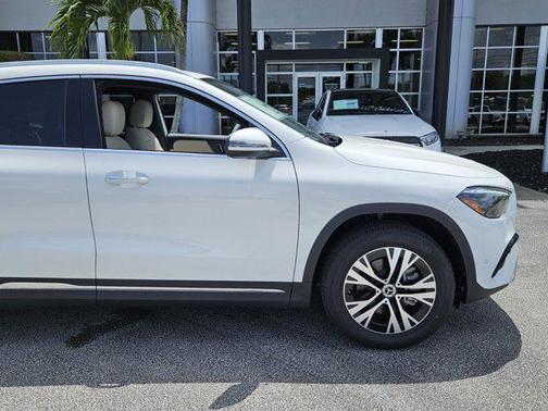 2025 Mercedes-Benz GLA 250 Base