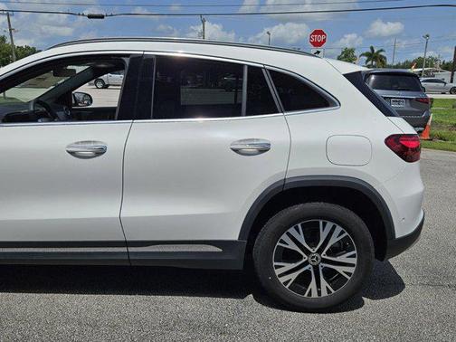 2025 Mercedes-Benz GLA 250 Base