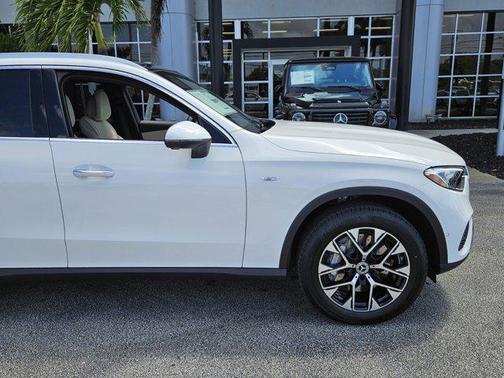 2025 Mercedes-Benz GLC 350e Base