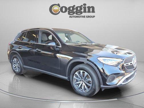 2026 Mercedes-Benz GLC 300 Base