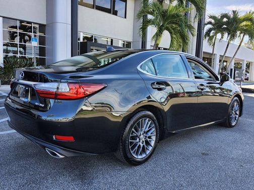 2018 Lexus ES 350 Base