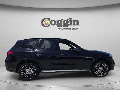 Black 2026 Mercedes-Benz GLC 300 Base