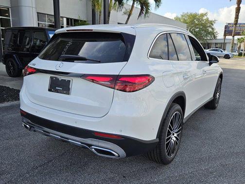 2025 Mercedes-Benz GLC 300 Base