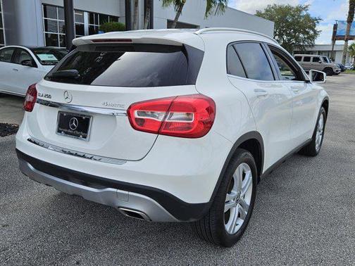 2020 Mercedes-Benz GLA 250 4MATIC