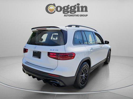 2026 Mercedes-Benz AMG GLB 35 4MATIC