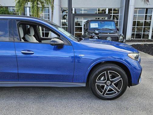 2025 Mercedes-Benz GLC 350e Base