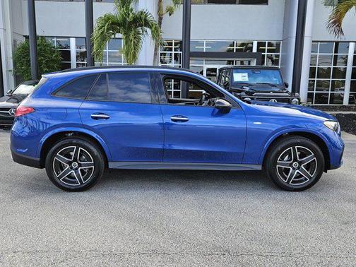 2025 Mercedes-Benz GLC 350e Base