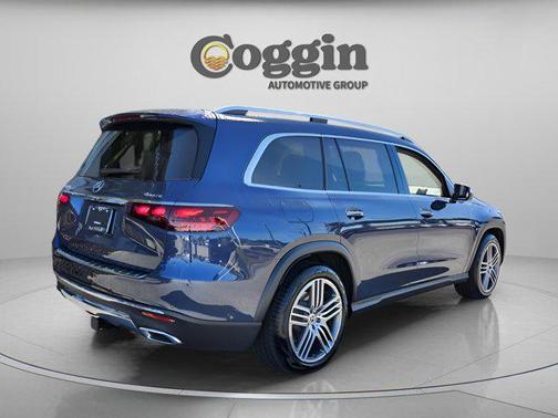 2026 Mercedes-Benz GLS 450 4MATIC