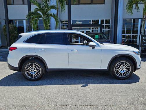 2026 Mercedes-Benz GLC 300 Base