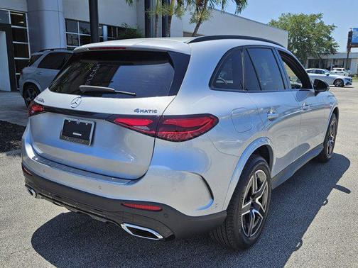 2025 Mercedes-Benz GLC 350e Base