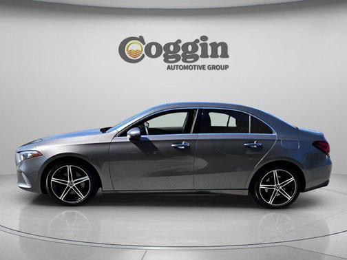 2022 Mercedes-Benz A-Class A 220