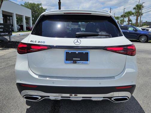 2025 Mercedes-Benz GLC 300 Base