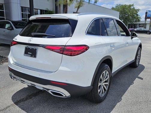 2025 Mercedes-Benz GLC 300 Base