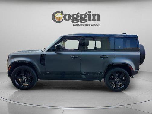 2023 Land Rover Defender 110 V8