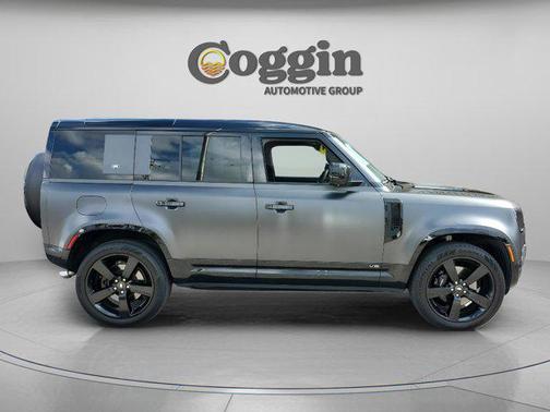 2023 Land Rover Defender 110 V8