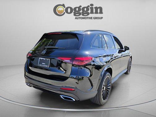 2026 Mercedes-Benz GLC 300 Base