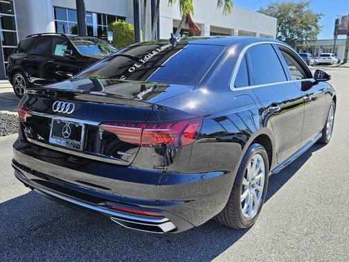 2022 Audi A4 40 Premium