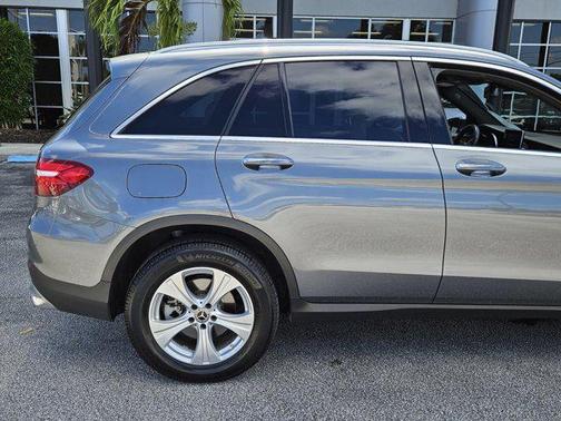2018 Mercedes-Benz GLC 300 Base
