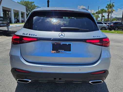 2025 Mercedes-Benz GLC 350e Base