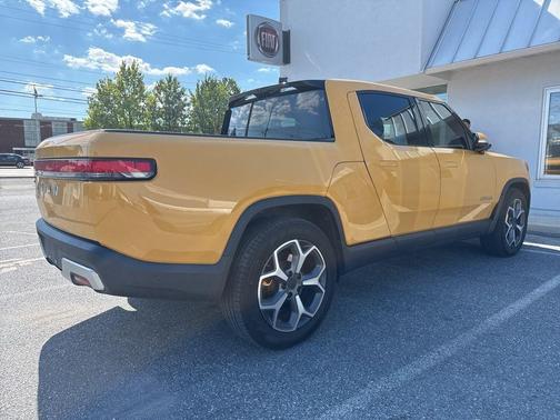 2022 Rivian R1T Adventure Package