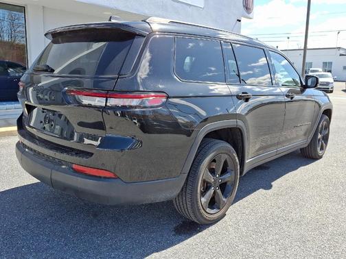 2021 Jeep Grand Cherokee L Laredo