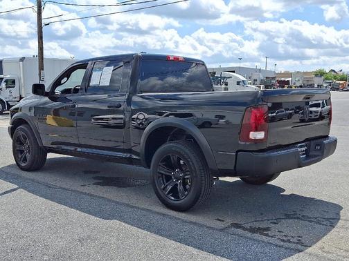 2024 RAM 1500 Classic SLT