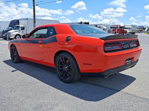 2023 Dodge Challenger R/T Scat Pack