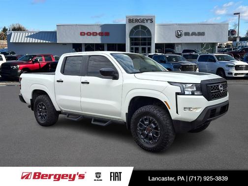 2022 Nissan Frontier S