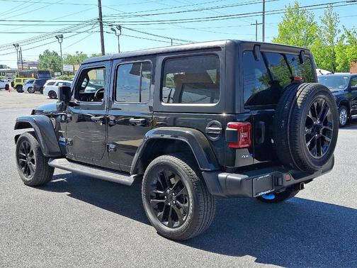 2022 Jeep Wrangler Unlimited 4xe Sahara