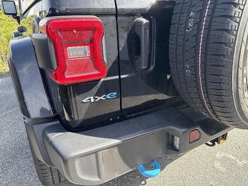 2022 Jeep Wrangler Unlimited 4xe Sahara