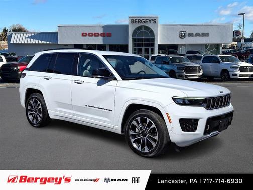 2022 Jeep Grand Cherokee Overland