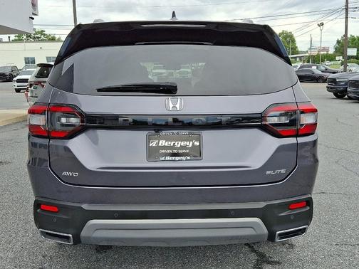 2025 Honda Pilot Elite
