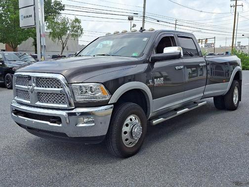 2014 RAM 3500 Laramie