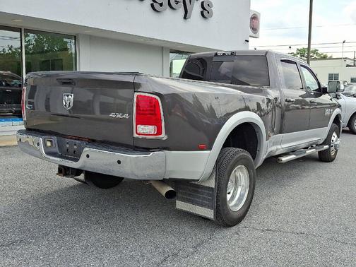2014 RAM 3500 Laramie