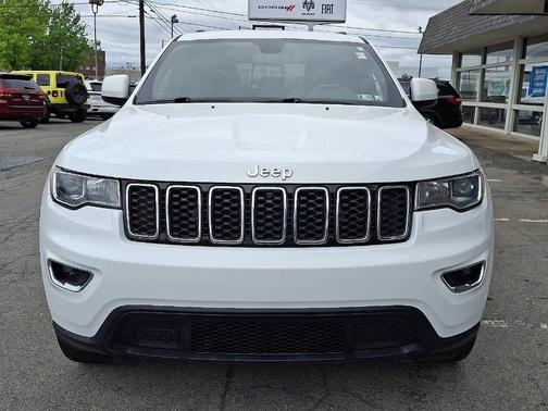 2020 Jeep Grand Cherokee Laredo