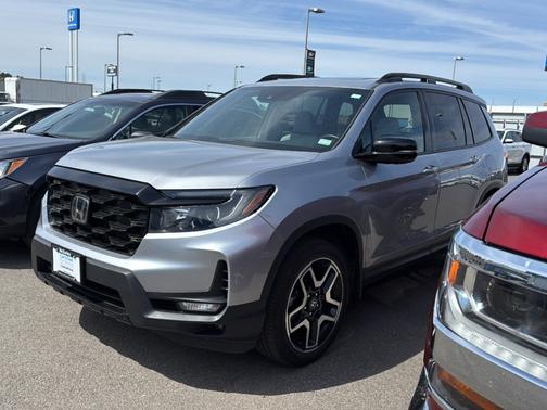 Lunar Silver Metallic 2023 Honda Passport