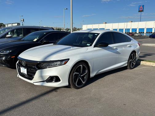 Platinum White Pearl 2022 Honda Accord