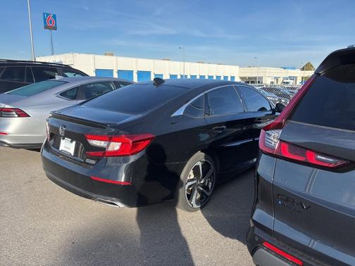 2022 Honda Accord 