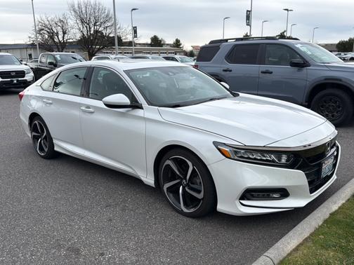 2019 Honda Accord 