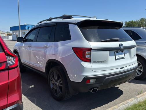 Platinum White Pearl 2021 Honda Passport