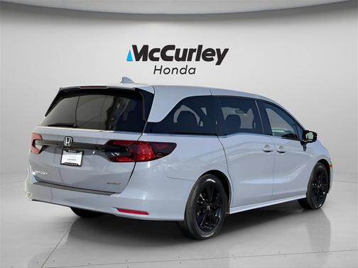 2023 Honda Odyssey 