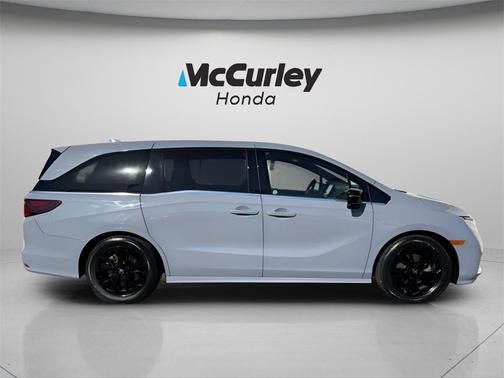 2023 Honda Odyssey 